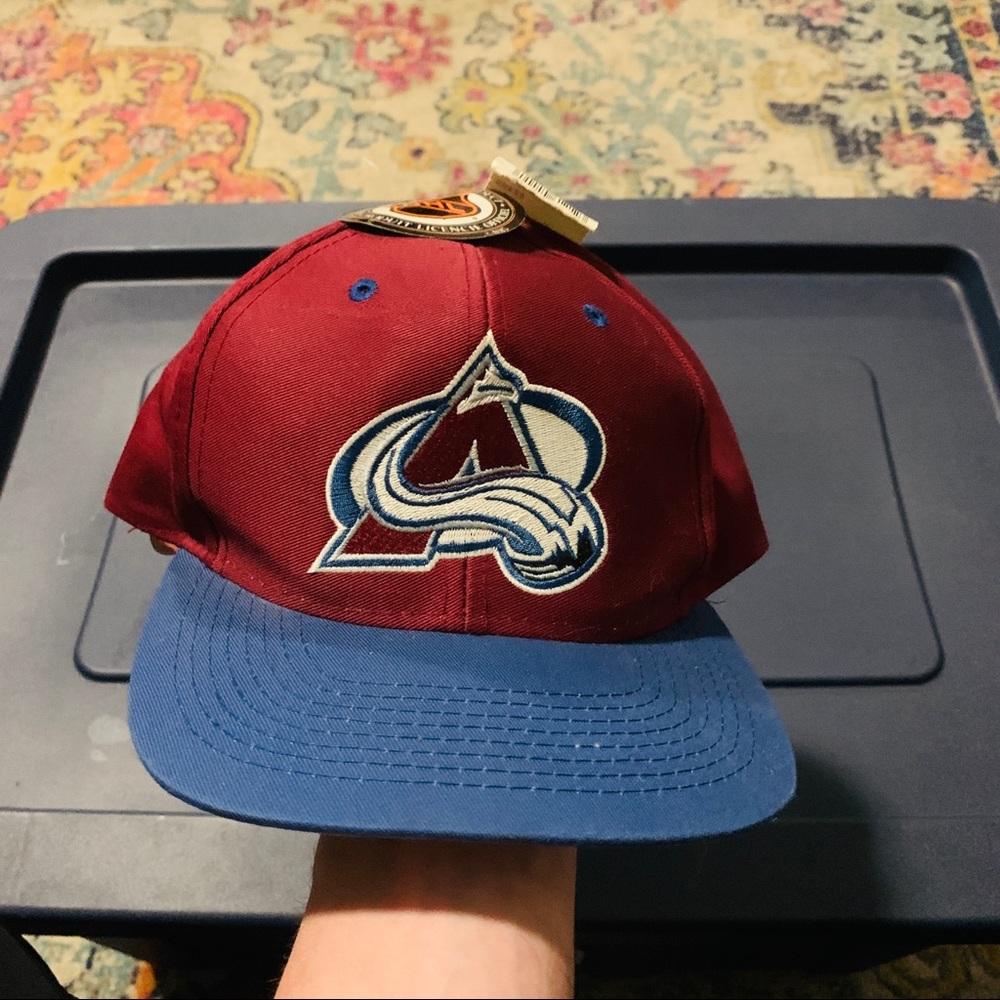 Dead stock nwt ccm logo 7 colorado avalanche nhl